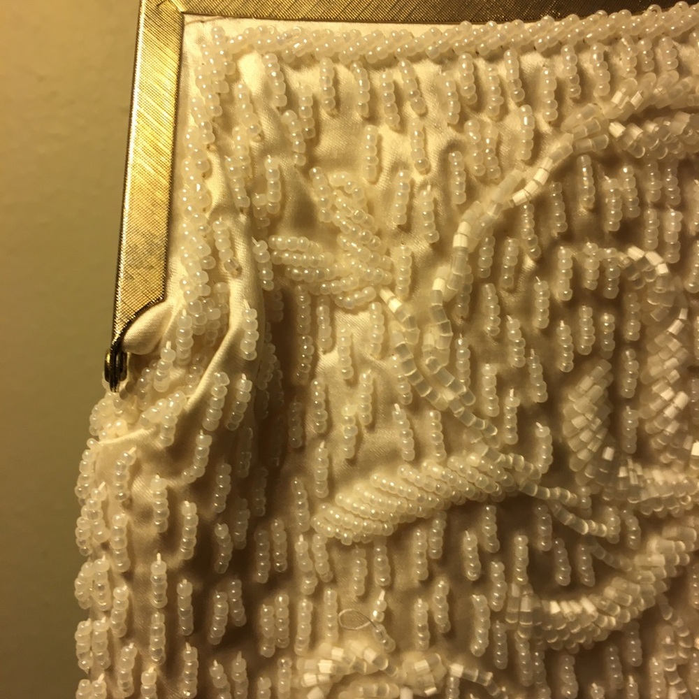 Like New Mister Ernest Beaded Handbag - Picture 5 of 8